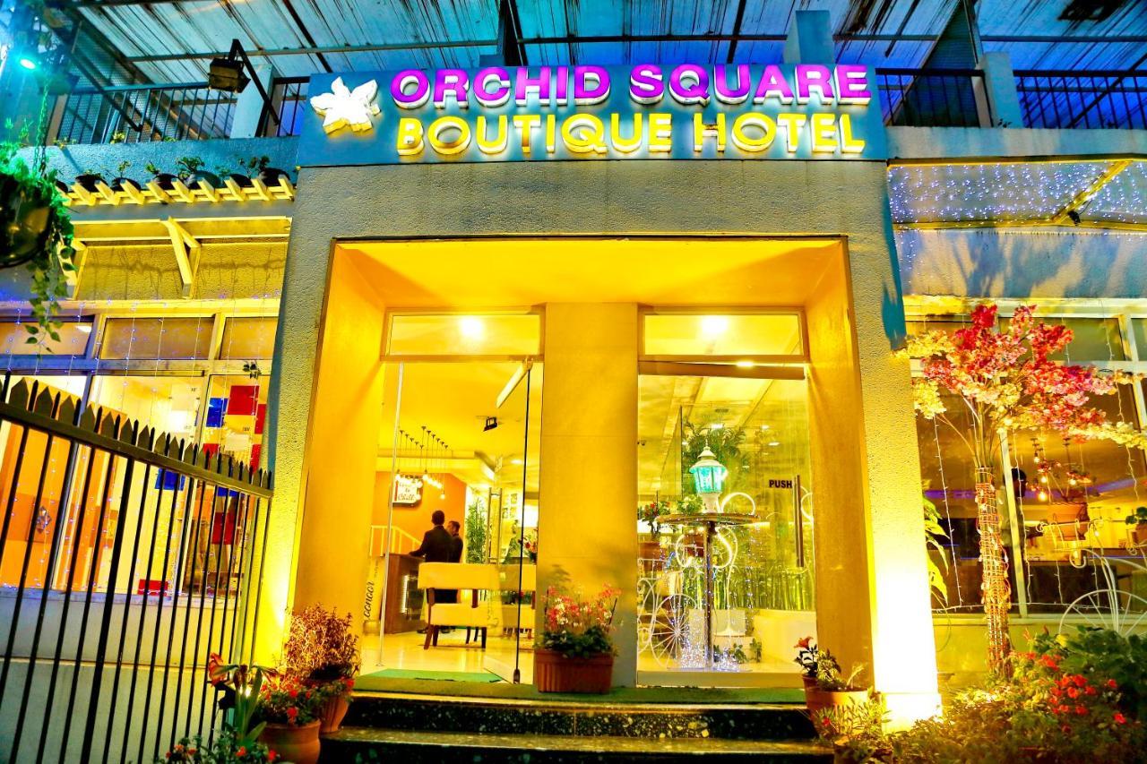兰花广场酒店-弓弩精品酒店集团 乔奥诺奥尔 外观 照片